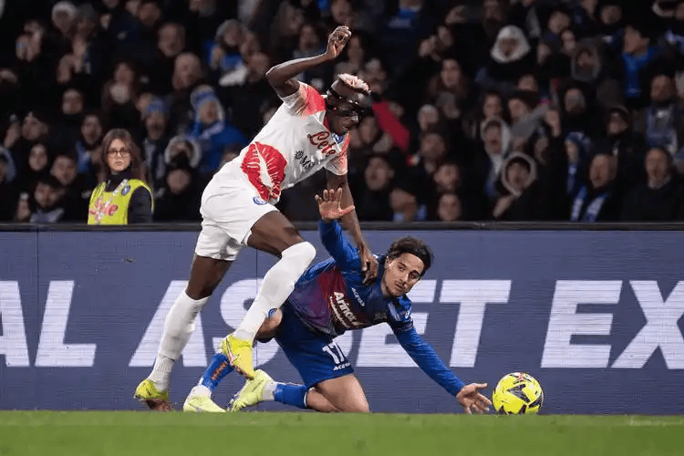 英雄联盟竞猜_关于那不勒斯意甲击败萨索洛克瓦拉茨赫利亚远射破门的信息